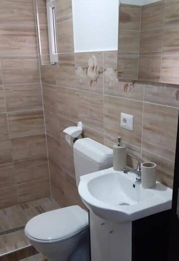 Фото номера Двухместный номер с 1 кроватью и собственной ванной комнатой Лоджи Cabana HATERE г. Мойсей 18